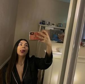 Meet your Posher, Abigail